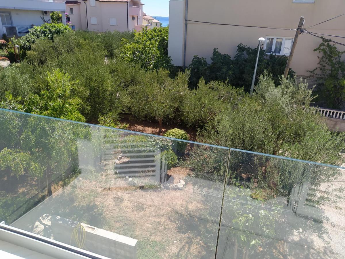 Apartmani Trubi 3 Vodice Exteriör bild