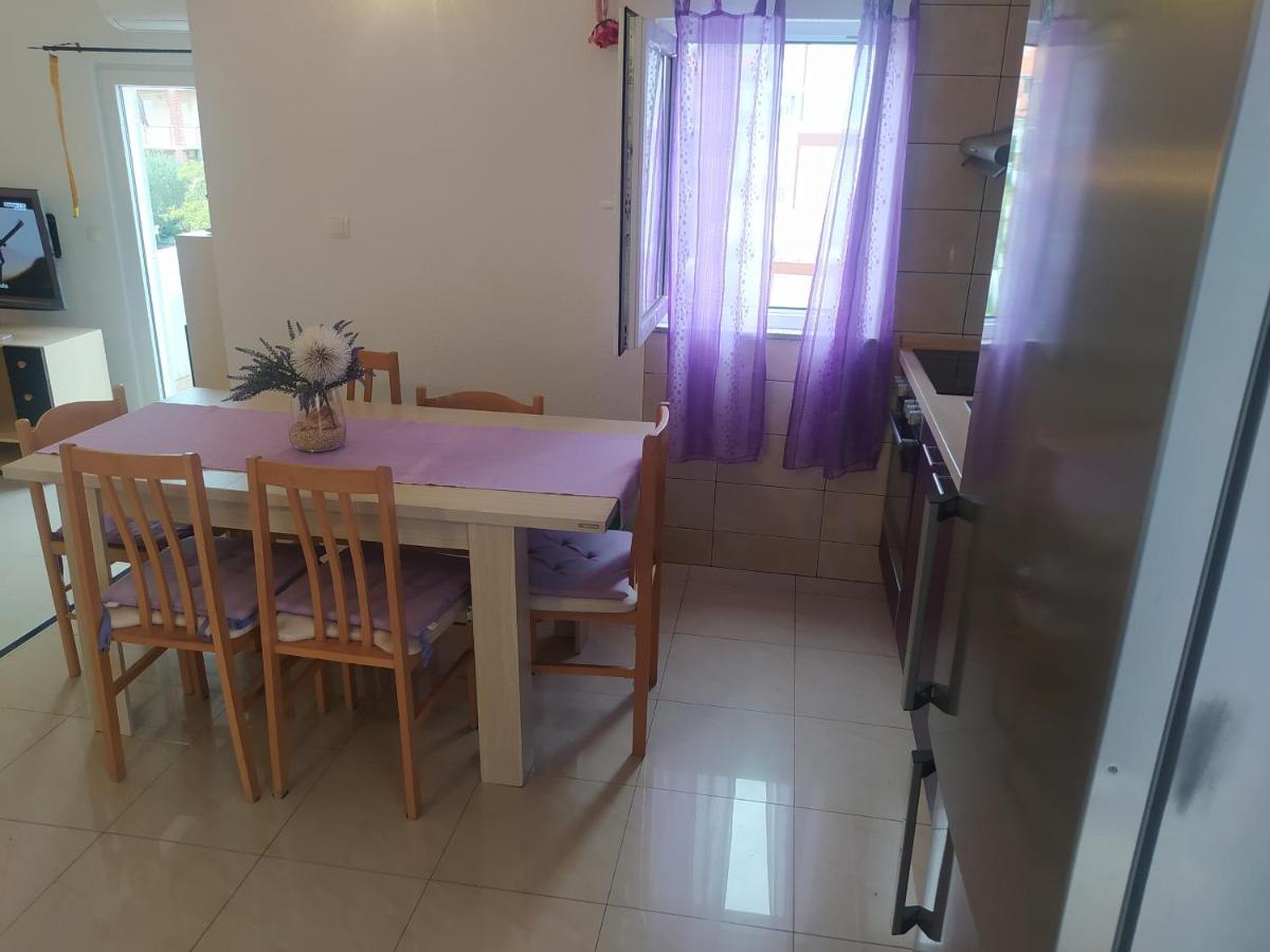 Apartmani Trubi 3 Vodice Exteriör bild