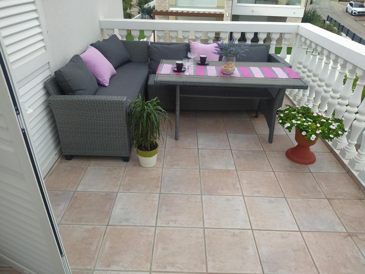 Apartmani Trubi 3 Vodice Exteriör bild