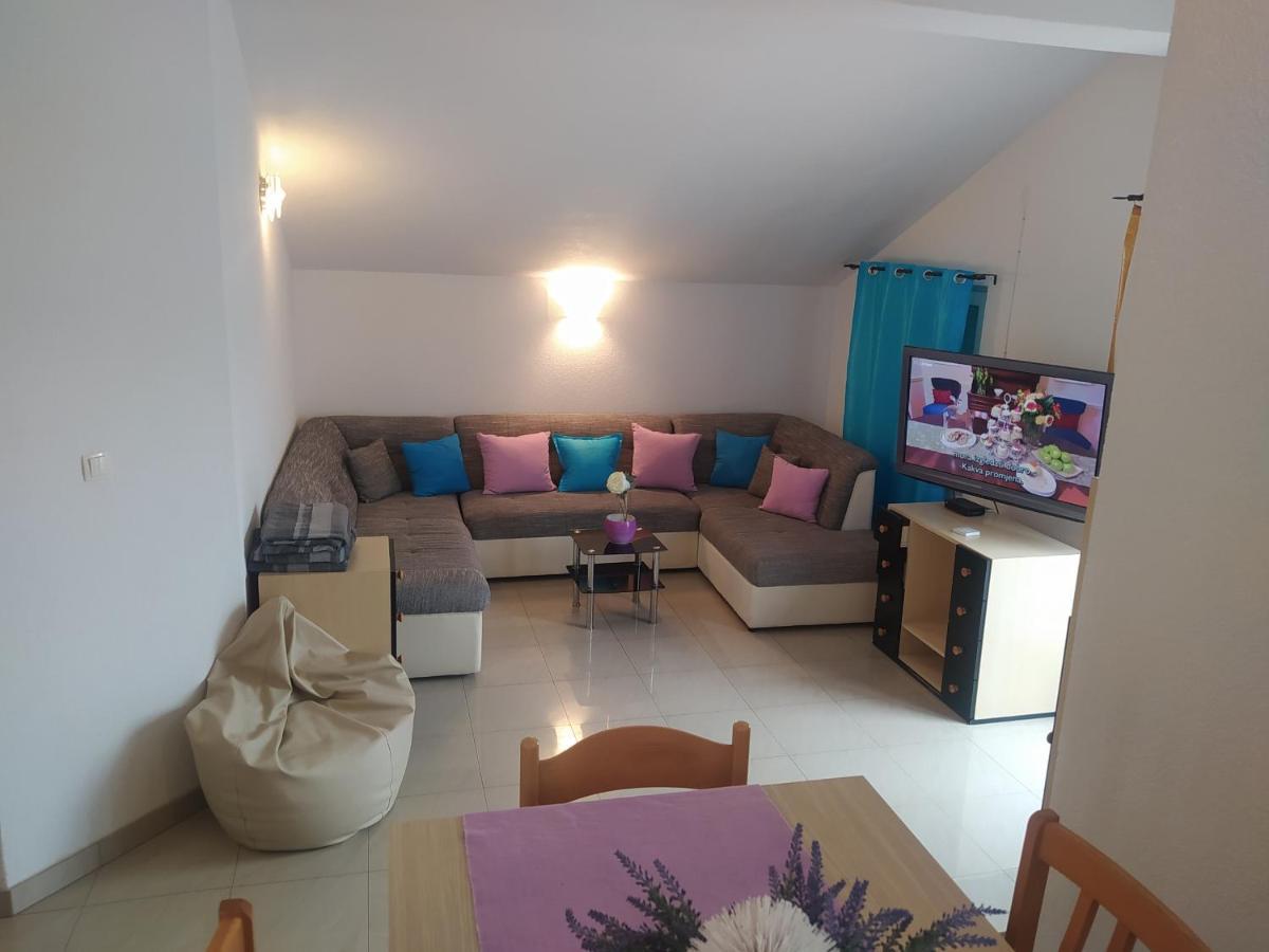 Apartmani Trubi 3 Vodice Exteriör bild