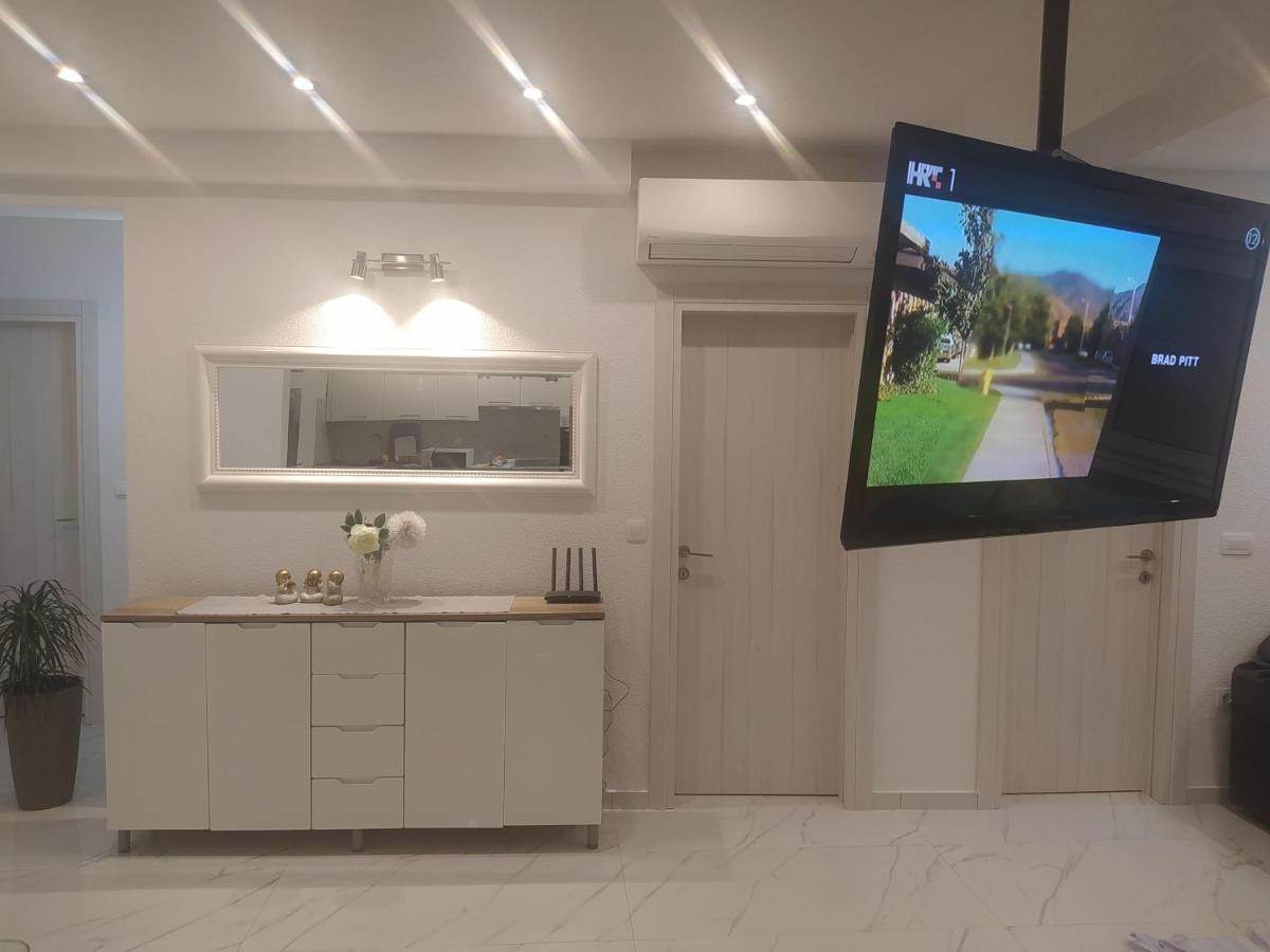 Apartmani Trubi 3 Vodice Exteriör bild