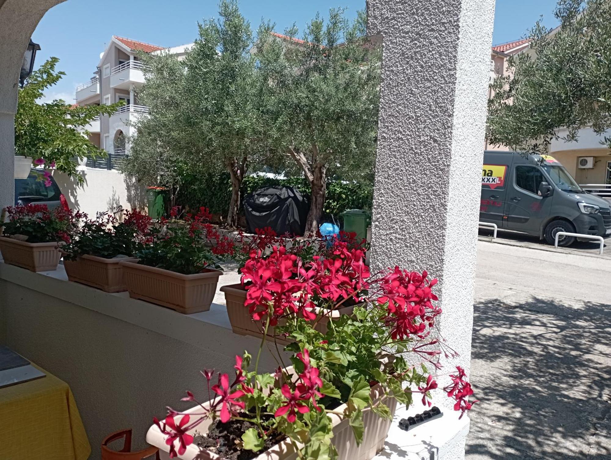 Apartmani Trubi 3 Vodice Exteriör bild